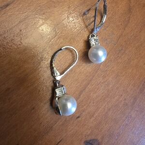 Faux Pearl And Rhinestone Fashion Earrings